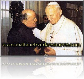 Fr Gobbi and Pope John Paul II